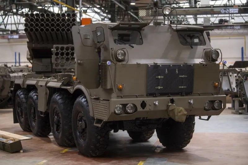 KnabeSanny's tweet photo. Die Tschechische Republik sammelte 1,2 Millionen $ für den Kauf des Flugabwehr-Raketensystem#sRM-70 für die #Ukraine: es hieß #Přemysl

 In der #Tschechischen Republik wurden im Rahmen der Initiative „#BlutinsGeschenk“ Gelder für die Rüstung der #Ukraine gesammelt. https://t.co/MzohUxezBQ