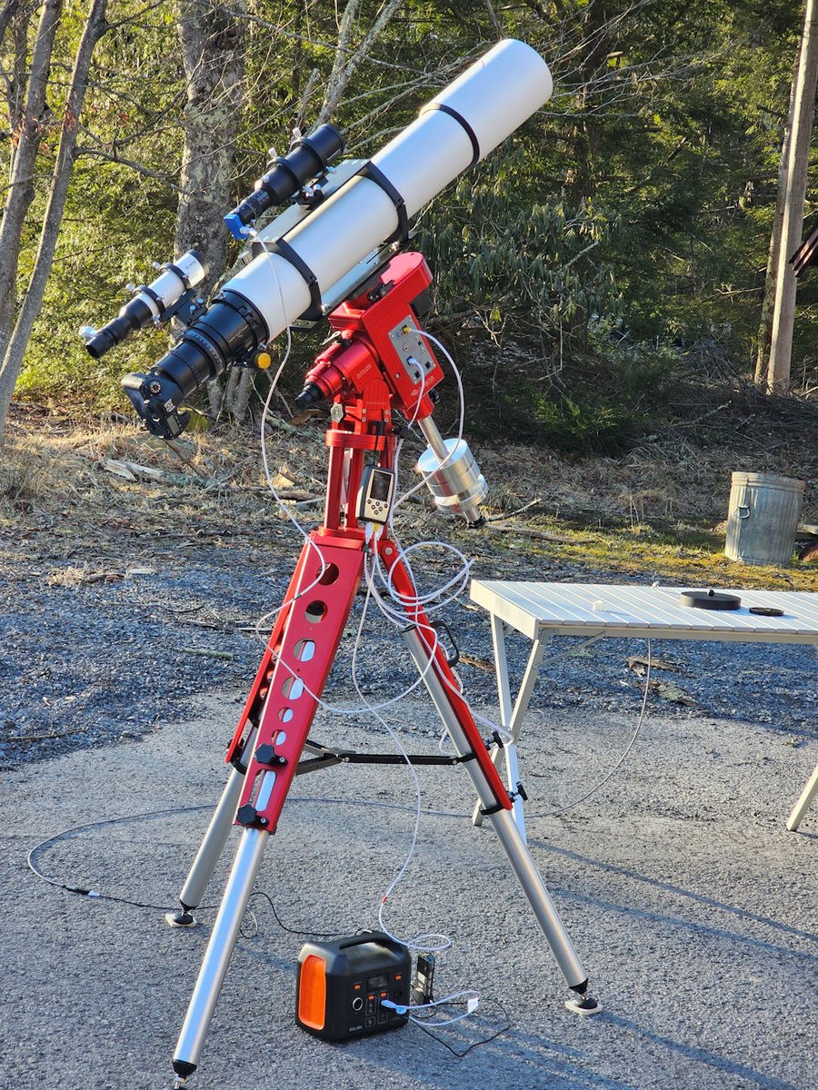 avalon_instr's tweet photo. 👤🔭A new User joined the community!
Many Thanks to Thomas Fowler for sharing with us his setup pictures and experience after using the Linear mount.

#AVALONCOMMUNITY #jointhecommunity #linearmount #Astrophotography 

https://t.co/DsS4ZqG02T https://t.co/I5oYxSimPN