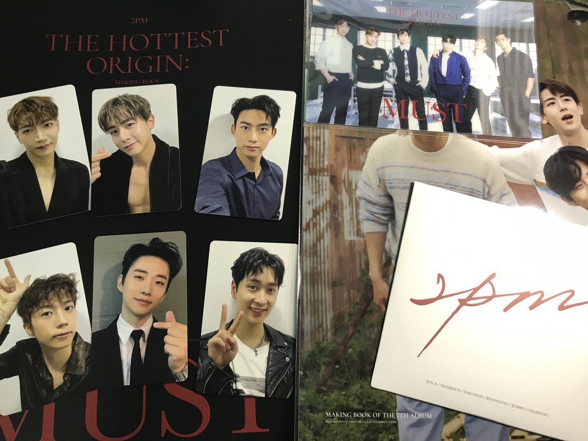 ohhjenie's tweet image. WTS 2PM MUST Making Book
🐰 making book (RM140) — all inclusion included 
🐰 or each pc (rm15) 

Can nego‼️

please help rt, thank u sm🥺

#pasar2PM #pasar2ndgen @pasar2pm