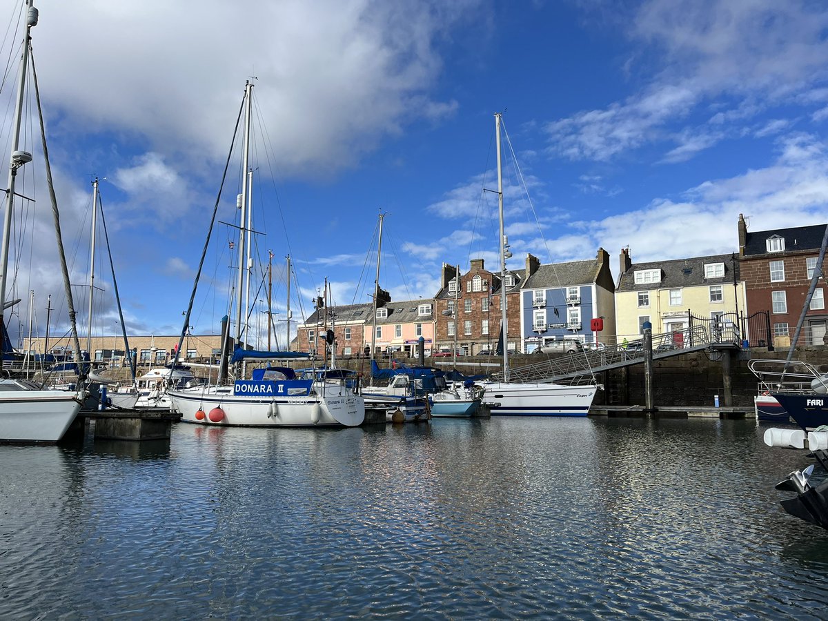 C_GBrown1's tweet photo. We’ve all been there…
But being in it at #Arbroath marina would definitely have its compensations.
#Angus #boats https://t.co/RexyND10w7