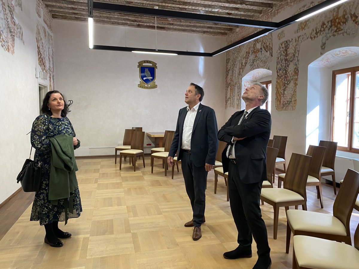UNG_ungsi's tweet photo. Obiska nas je #ministrer za #Slovence v zamejstvu in po svetu Matej Arčon

🔗 https://t.co/WELVjzTySn

#univerzavnovigorici
#universityofnovagorica https://t.co/G0ExDwpF8a