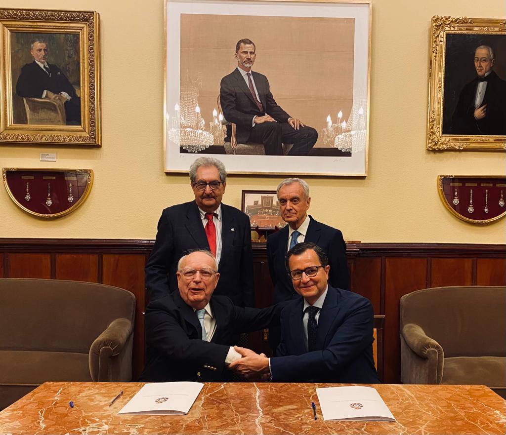 La <a href="/sepdigestiva/">Sociedad Española de Patología Digestiva (SEPD)</a> y la <a href="/ranm_es/">RANME</a>  firman un acuerdo de colaboración. En representación de la #RANME acudieron a la firma los Profesores <a href="/ediazrubio/">Eduardo Diaz-Rubio</a>, Presidente; Manuel Díaz-Rubio, Presidente de Honor y <a href="/GarciaSagredo/">Jose M Garcia-Sagredo</a>, Secretario General. Representando a la #SEPD acudió el Profesor