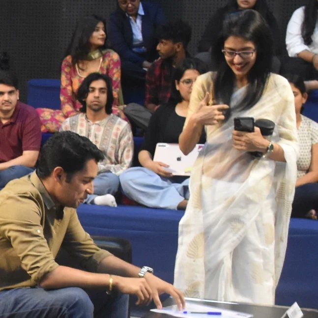 Pmkphotoworks's tweet image. It was an honour to be a part of @timecode021 Film Club's 'InShorts' Film Competition (ASCO) as a judge.
To return to my college (Amity University) as the jury member of a filmmaking competition - a place from where my own journey with Film started, it's a feeling that's really…