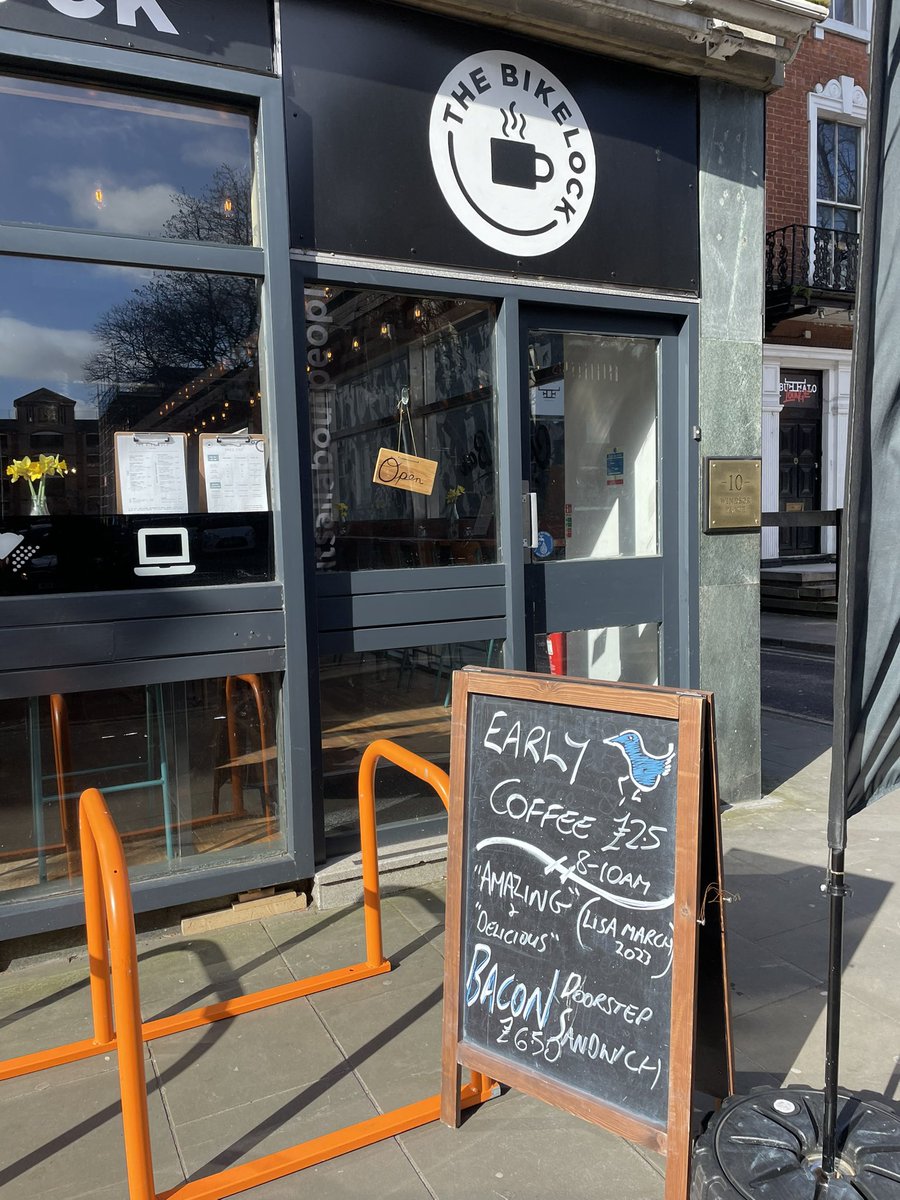 thebikelock's tweet image. More up-cycling on this beautiful sunny morning @thebikelock 😊…early bird coffee til 10am with ‘cool hand Luke’ driving the #BlackEagle with our Sao Lucas @manumitcoffee 😍Looking forward to welcoming @CardiffAjaxCC for their event tonight 👌☕️🚴🔒#itsallaboutpeople