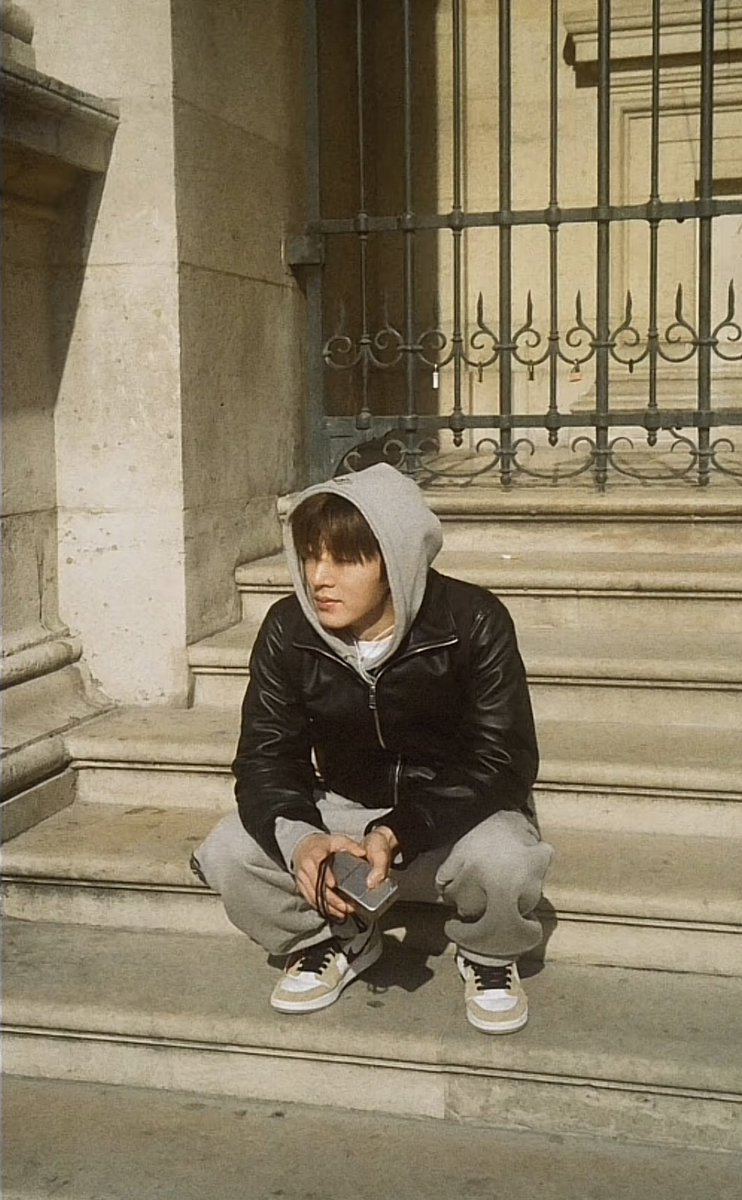 131pics_'s tweet photo. kim hanbin bf material https://t.co/CCSsIG9U93