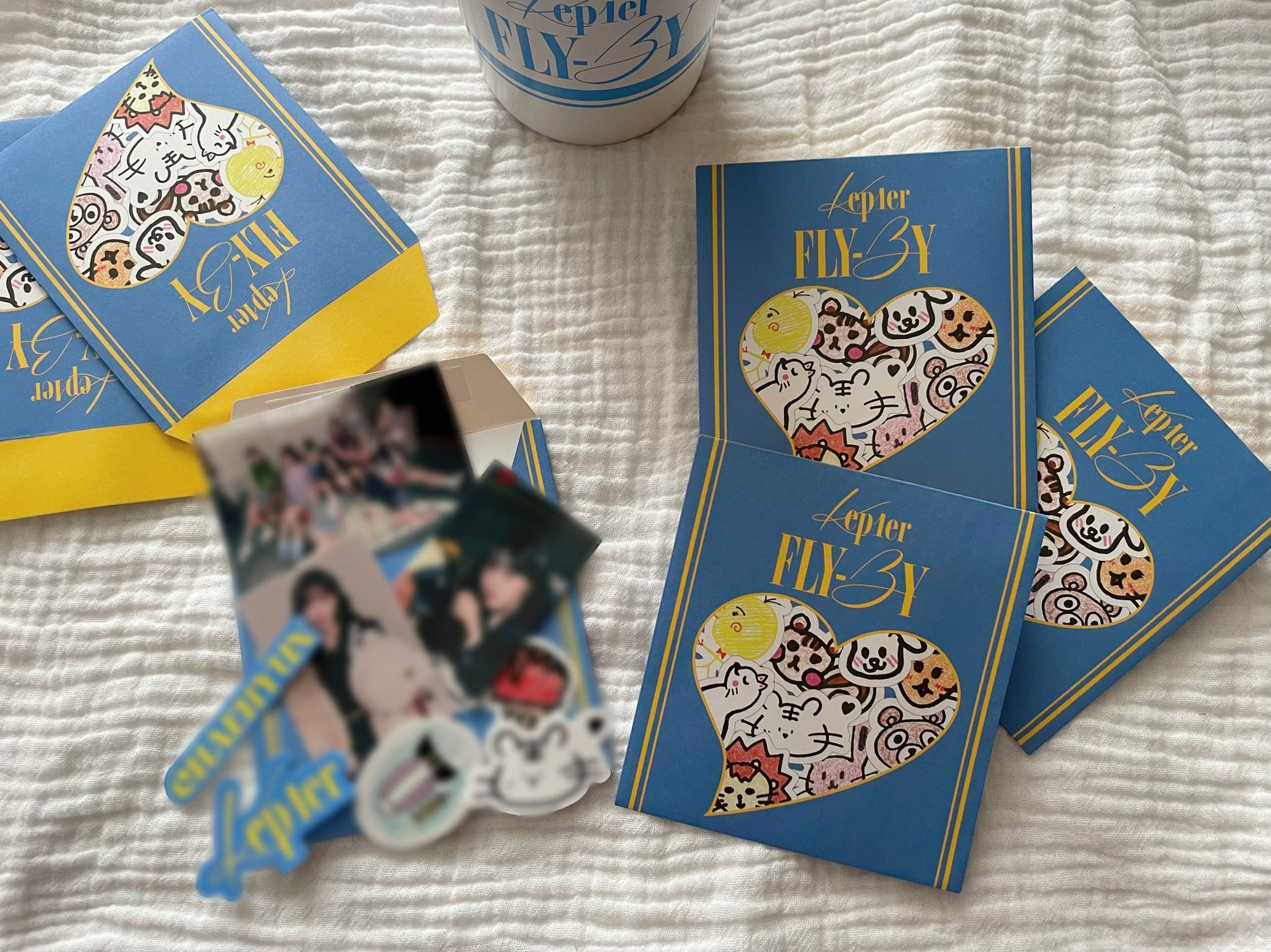 Kep1er ポップアップストア　popup サイン ポスター FqLtjlUaIAE23jm.jpg