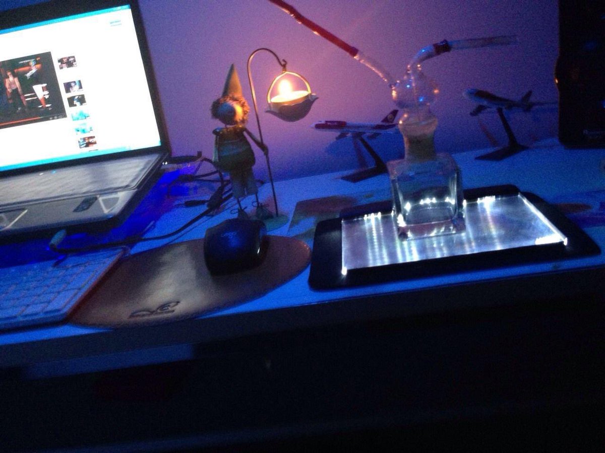 Chanvit48's tweet photo. สนใจ ไหมคืนนี้❄️❄️ https://t.co/hTu5YeyJDd