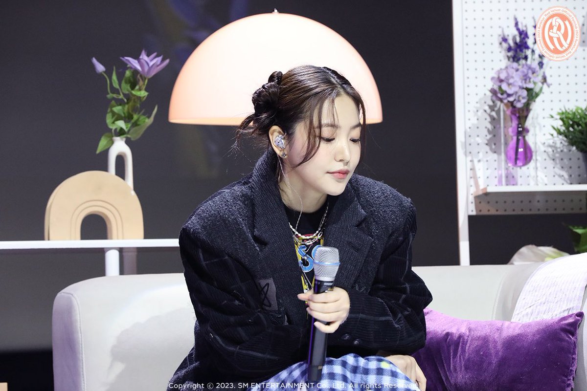 YeriLogs's tweet photo. 💌 230324 YERI’S BIRTHDAY PARTY. https://t.co/uCGGtd2boX