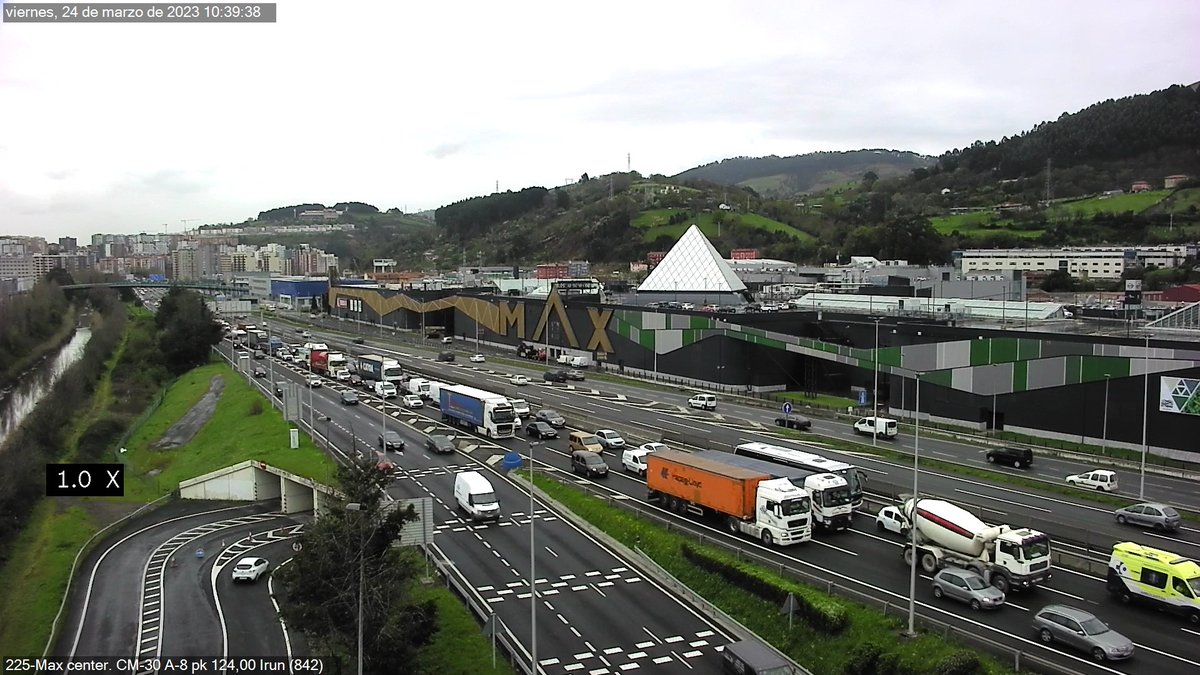 πππ¨ #Istripua #A8 km 124 #Barakaldo-n Muskizeko norantzan. ❌Bi errei itxita eta…