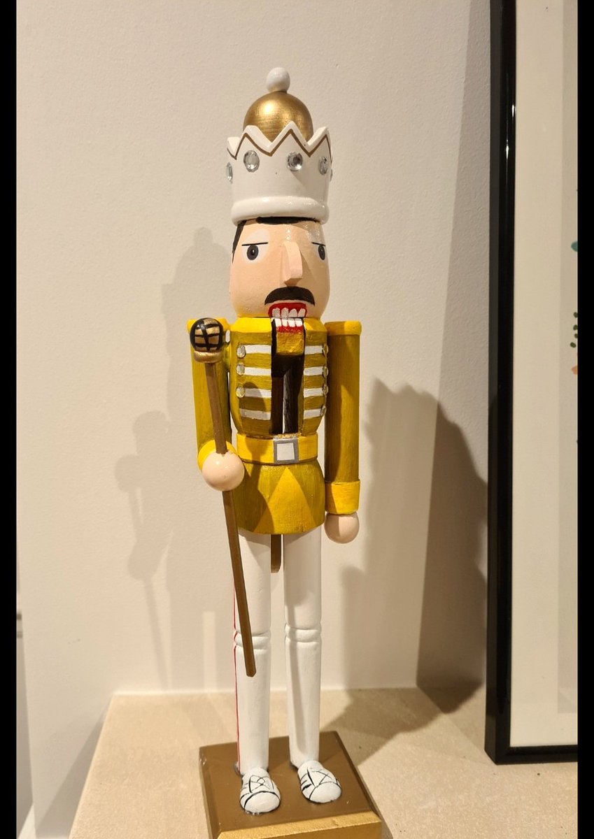 ChloeRidout's tweet photo. I painted a nutcracker into Freddie Mercury. https://t.co/s1Yq9yQ58u
