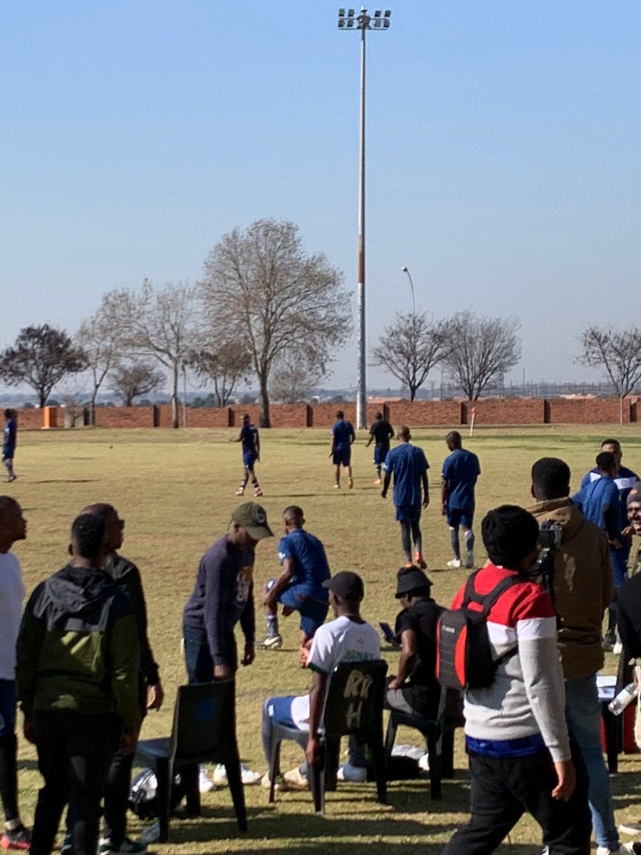 Sir_Leendo's tweet photo. Scenes when #FriendsOfCTC @CapeTownCityFC #FriendsOfCapeTownCity defend their title again at the #FootyTwitterGames with goals from @Zo_love_lani @KhaizarM14 @DRMaradonaMazwi @DelmainFaver and a stellar defensive performance from @T_Mailwane @Schnapps_sa @Cosbi_Collen @Siphah_Zulu under the tutelage of @sello1996 and @msmabala_xo ππππππ proudly brought to you by @TheGrandstand_ !!!