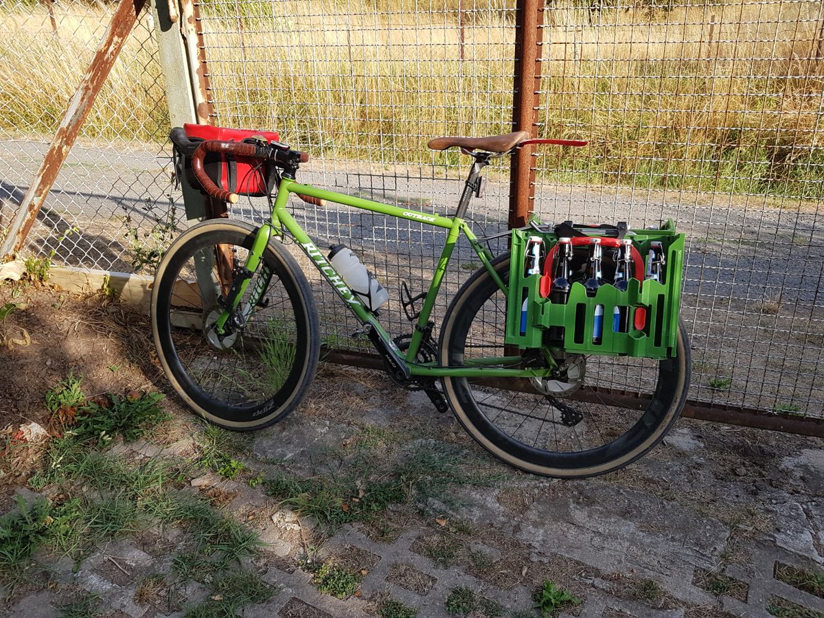 Rainer from Königsberg, Germany is properly riding into the weekend with his @RitcheyLogic Outback and a color-coordinated beer hauler! Well done, buddy! #FanFriday #ShareYourRitchey #RitcheyLogic #RitcheyRides #BuiltFromLife