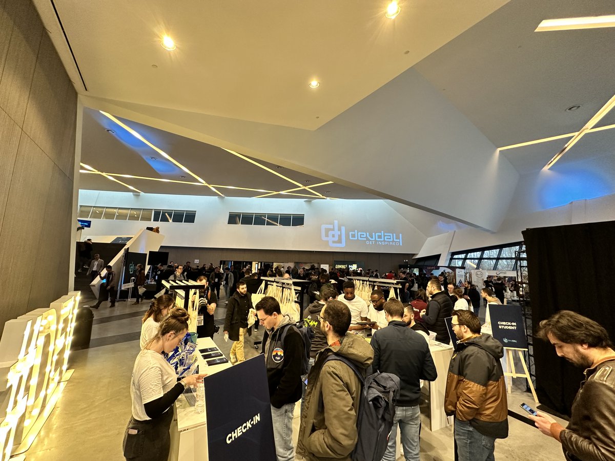 Nathan Pire 🇧🇪 #WOOGMA tweet media