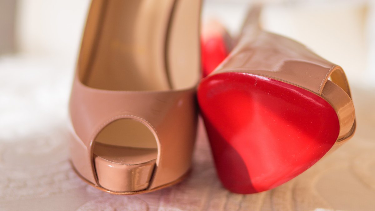 HGF_IP's tweet image. In Dec 2022, the Court of Justice of the European Union held that Amazon could be liable for advertisements selling ‘fake’ Christian Louboutin branded shoes. Rebecca Field has looked into this case and the background of the dispute for #RetailScanner: hgf.com/retail-scanner…