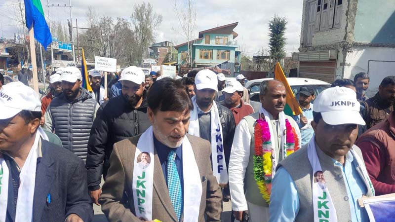JKNPF leaders said they have launched the 4th phase of its campaign to make the region drug-free, corruption-free, and violence-free. They informed the campaign, which began in North Kashmir and moved through South Kashmir’s Pulwama, Anantnag and Kulgam, has now entered Srinagar.