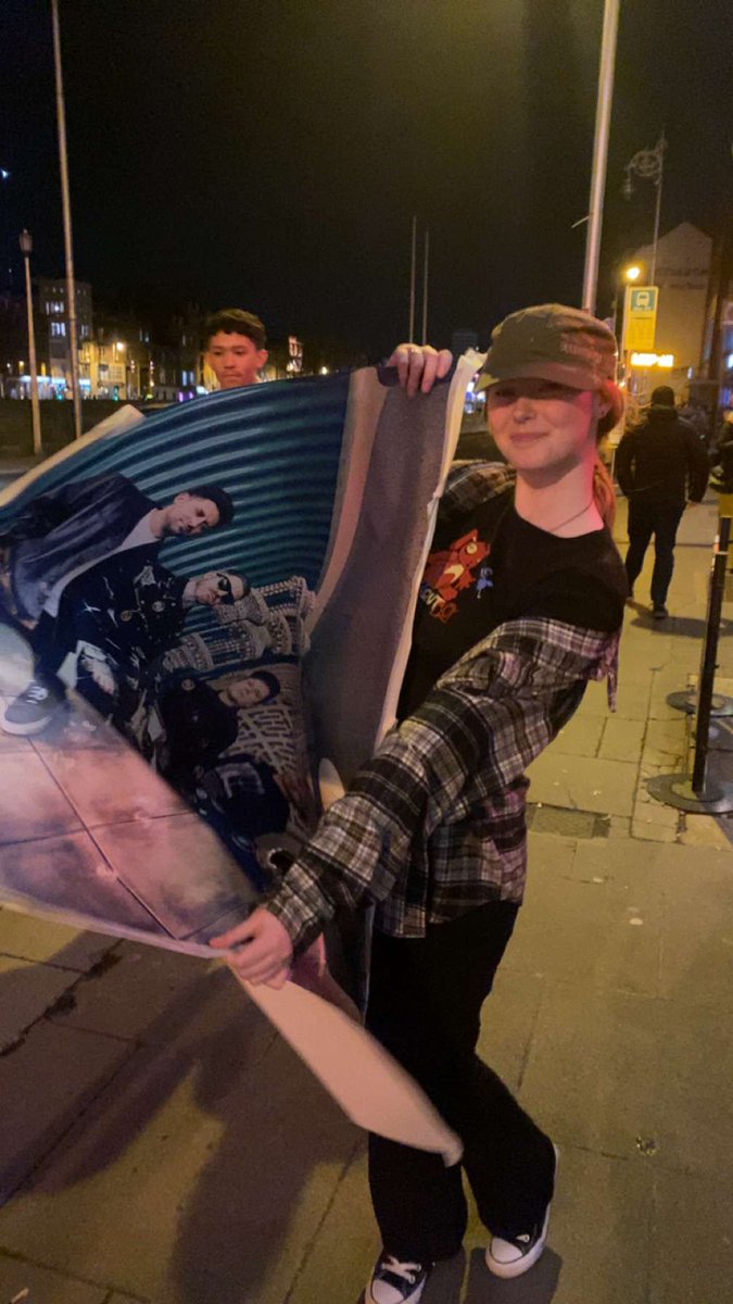YoongaMin_'s tweet photo. A saga. @falloutboy @WorkmansDublin 
Took FOB home with me from the #workmans #ListeningParty #somuchforstardust @jxckjalex_ @oscarhackett_ie https://t.co/07VbyxVfsh