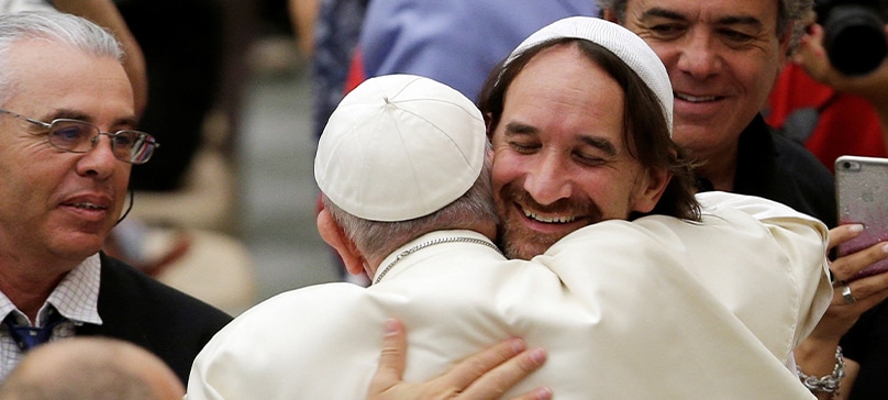 In case you were led to believe by your favorite conservative Novus Ordo apologist that the Vatican II Sect tries to convert Jews so they too can be saved... 