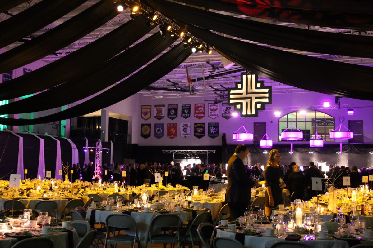 Professional lighting and staging can help wow your employees at your next corporate event.

#CorporateEvent
#ProfessionalLighting
#ProfessionalStaging