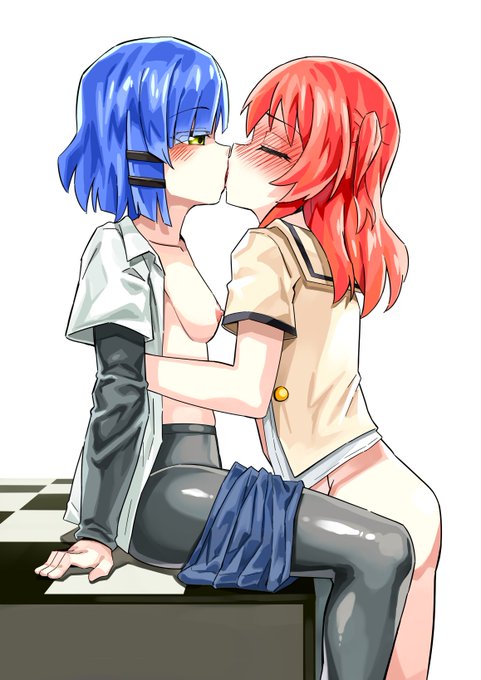 リョウ喜多キス
https://t.co/iBSOEphbds 