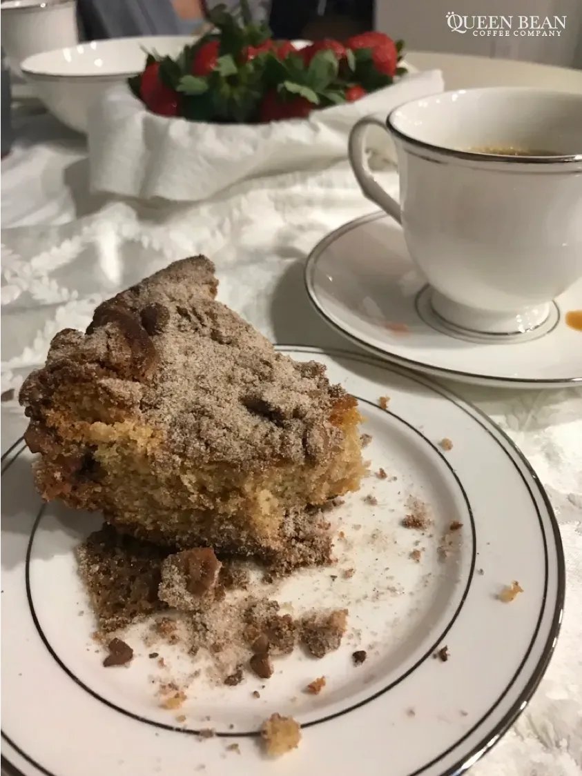 QueenBeanCoffee's tweet photo. Coffee cake paired with crisp, smooth, beautifully balanced Mills 1860 Blend #coffee! #Classics #DontMessWithPerfection
15% off your first order with code FT15: https://t.co/GWk81ivhh3
#TheQueenBean
#MillsCoffee
#CoffeeLover
#FridayMorning #TGIF
#FridayMotivation https://t.co/d5bn9WKKJw