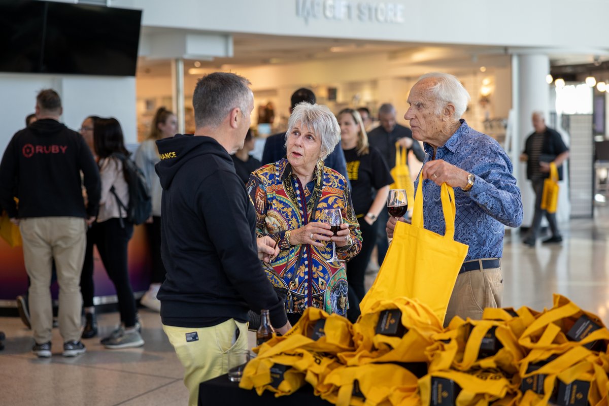 Binance New Zealand tweet media