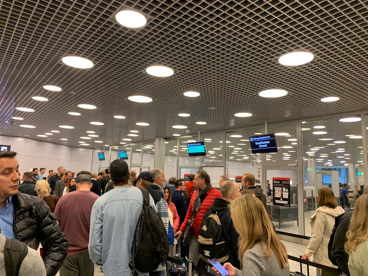 poppylein tweet media