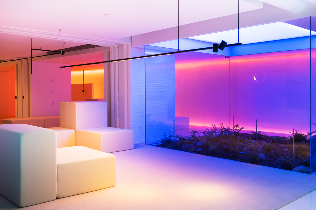aunaelec's tweet photo. 💡 @SimonElectricES presentó sus novedades en control de iluminación en la feria Architect@Work Barcelona 2023, que se celebró el pasado 15 y 16 de marzo. 
➡️ https://t.co/4104MYj1qw

#Simon #architectwork #interiorismo #arquitectura #iluminacion #controldeiluminacion https://t.co/XgvmvLwxhI