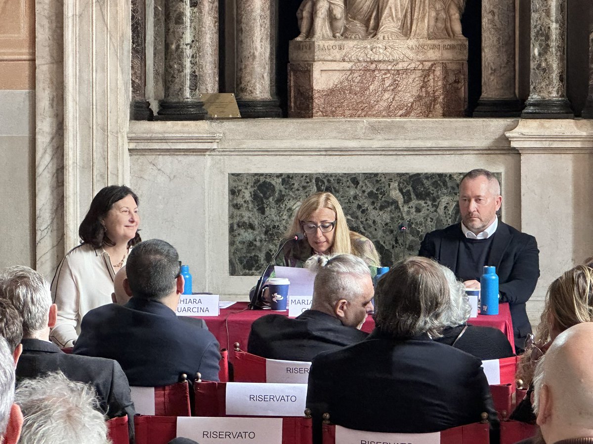 VeneziaSerenissima (@serenissimave) on Twitter photo 📌 Nella suggestiva Chiesetta del Doge viene presentata la Quadreria di Palazzo Ducale, riaperta grazie all’intervento di <a href="/visitmuve_it/">MUSEI DI VENEZIA</a> e Venice International Foundation.
#24marzo
#VeneziaSerenissima ❤️🦁 📌 Nella suggestiva Chiesetta del Doge viene presentata la Quadreria di Palazzo Ducale, riaperta grazie all’intervento di <a href="/visitmuve_it/">MUSEI DI VENEZIA</a> e Venice International Foundation.
#24marzo
#VeneziaSerenissima ❤️🦁