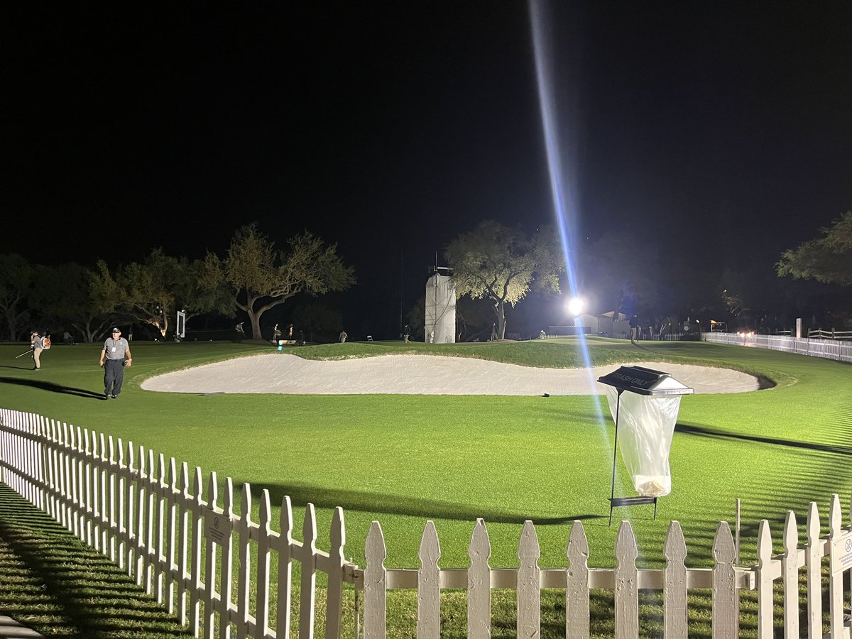 Here we go with morning setup for the @DellMatchPlay. <a href="/PGATOURAgronomy/">PGA TOUR Agronomy</a> says there's some thunderstorms on tap for today, but it's actually @maxhoma23 and <a href="/JDayGolf/">Jason Day</a> bringing the thunder and lightning this week. ⚡️⚡️💪 <a href="/Calsuper/">Thomas Bastis</a>