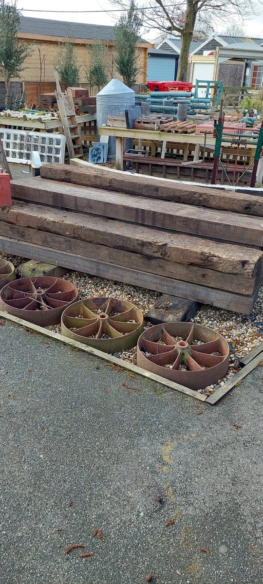 AspalReclaim's tweet photo. Aspal Reclamation open 6 days a week Tues to Sun. 10 - 4. Great selection. Message for more details or visit us at #StonhamBarns IP14 6AT.  01449 797175. #reclamation #statuary #sleepers #Gardenfurniture #railings #Gates #fencing #posts # https://t.co/pdfu87alAN