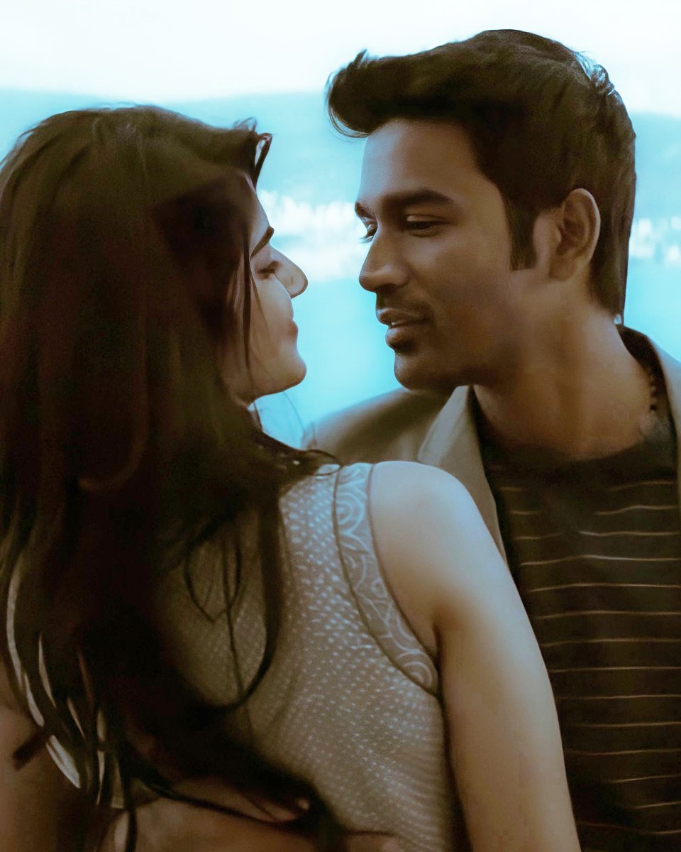 #Enainokipaayumthota HD Pic ❤️🤩✨

@dhanushkraja 💙

#Dhanush #vaathi #CaptainMiller #MeghaAkash #D49 #D50 #dhanush50 #DhanushKRaja