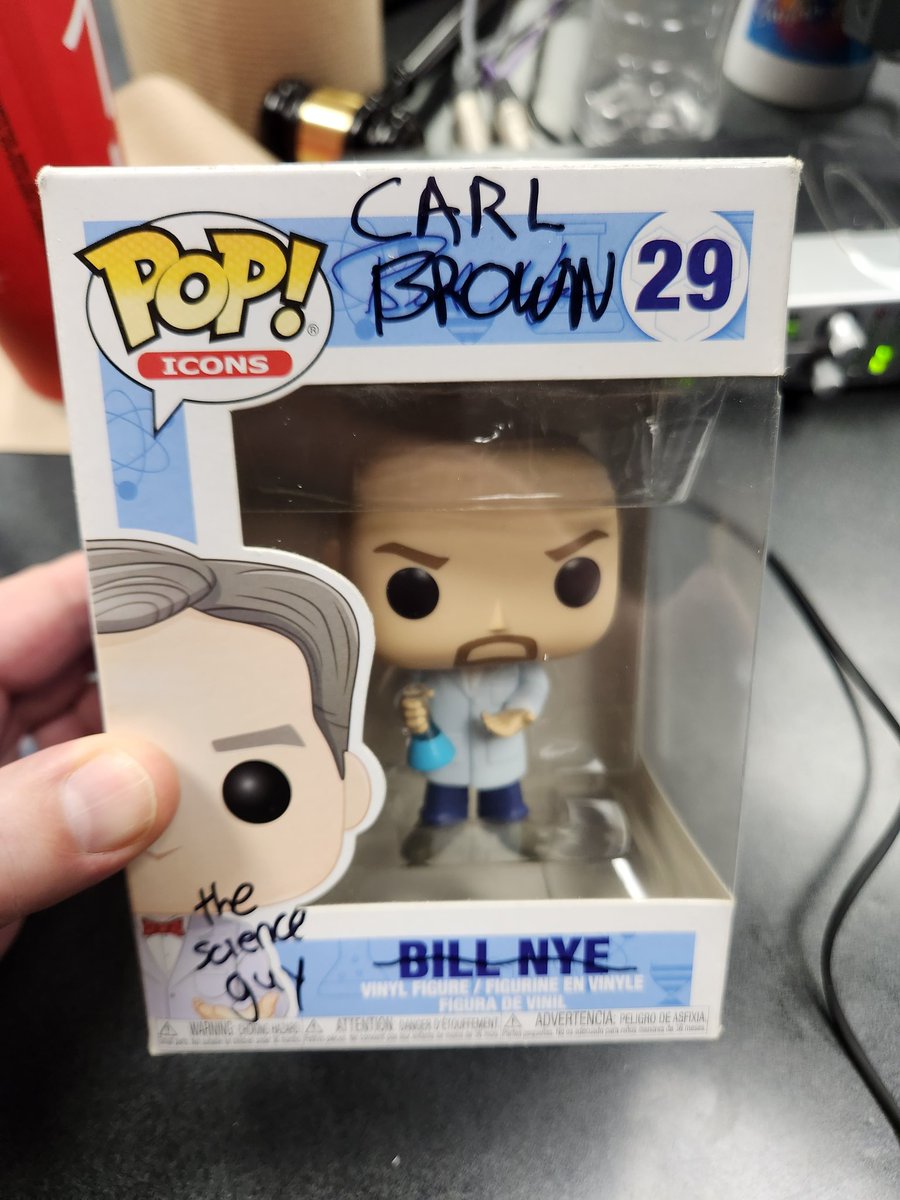 carlbrown977's tweet image. #HTZnation coming through with the custom jobs! Love it, thanks Brandon #scienceguy #FunkoPOP