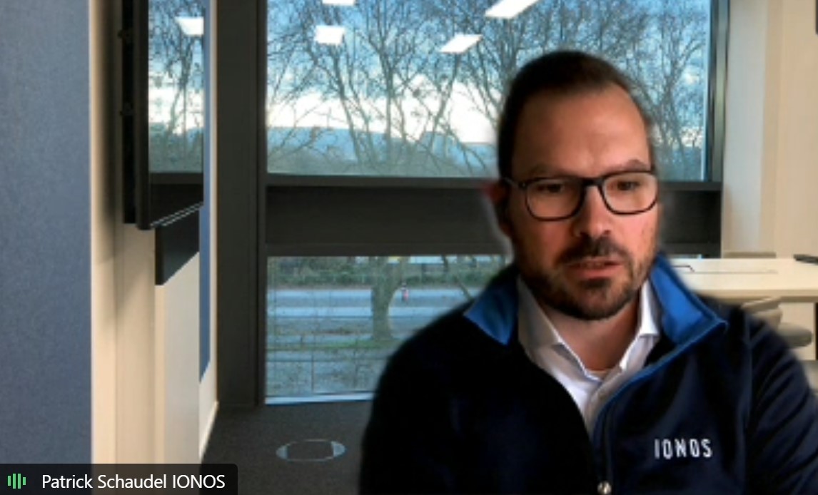 Wir sehen, dass die Cloudifizierung von Applikationen weiter zunimmt. Monolithische, nicht skalierbare Systeme werden in einzelne Services aufgelöst, die über Container skaliert werden können. Kubernetes spielt hier eine große Rolle, sagt Patrick Schaudel <a href="/ionos_de/">Beatsbyluca</a> #idccloud23