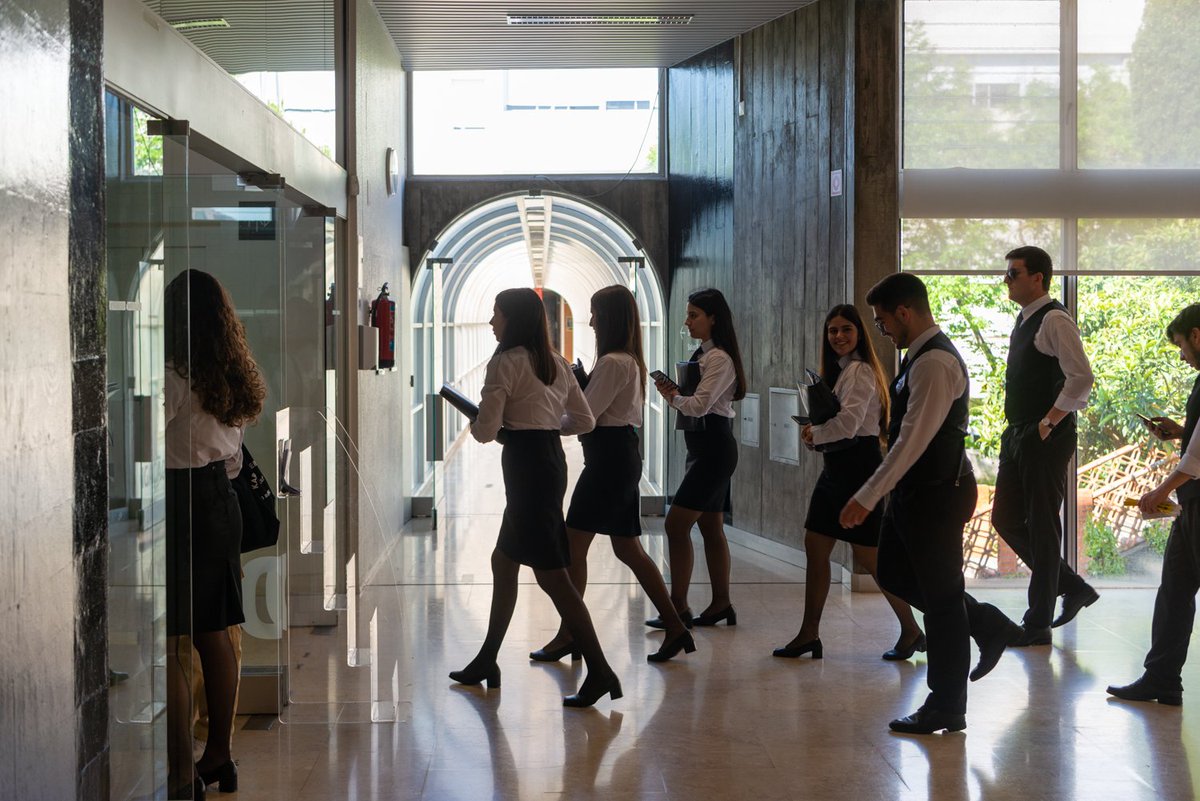 Um Feliz Dia Nacional do Estudante para tod@s os estudantes da FEUC!
#diadoestudante #feuc #neeaac #negaac #nerife #nesaac #economia #gestao #sociologia #relacoesinternacionais #estudantes