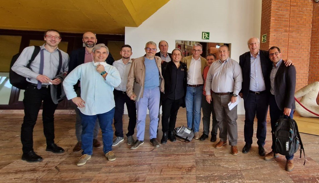 This week we had the pleasure of participating in the talks organized by <a href="/RoboCity2030/">RoboCity2030</a> on #robotics in #healthcare at <a href="/uc3m/">UC3M</a>
We would like to thank the attendees, speakers and organizers for their attention and interest in our #ExoH3.

We leave here the family photo: