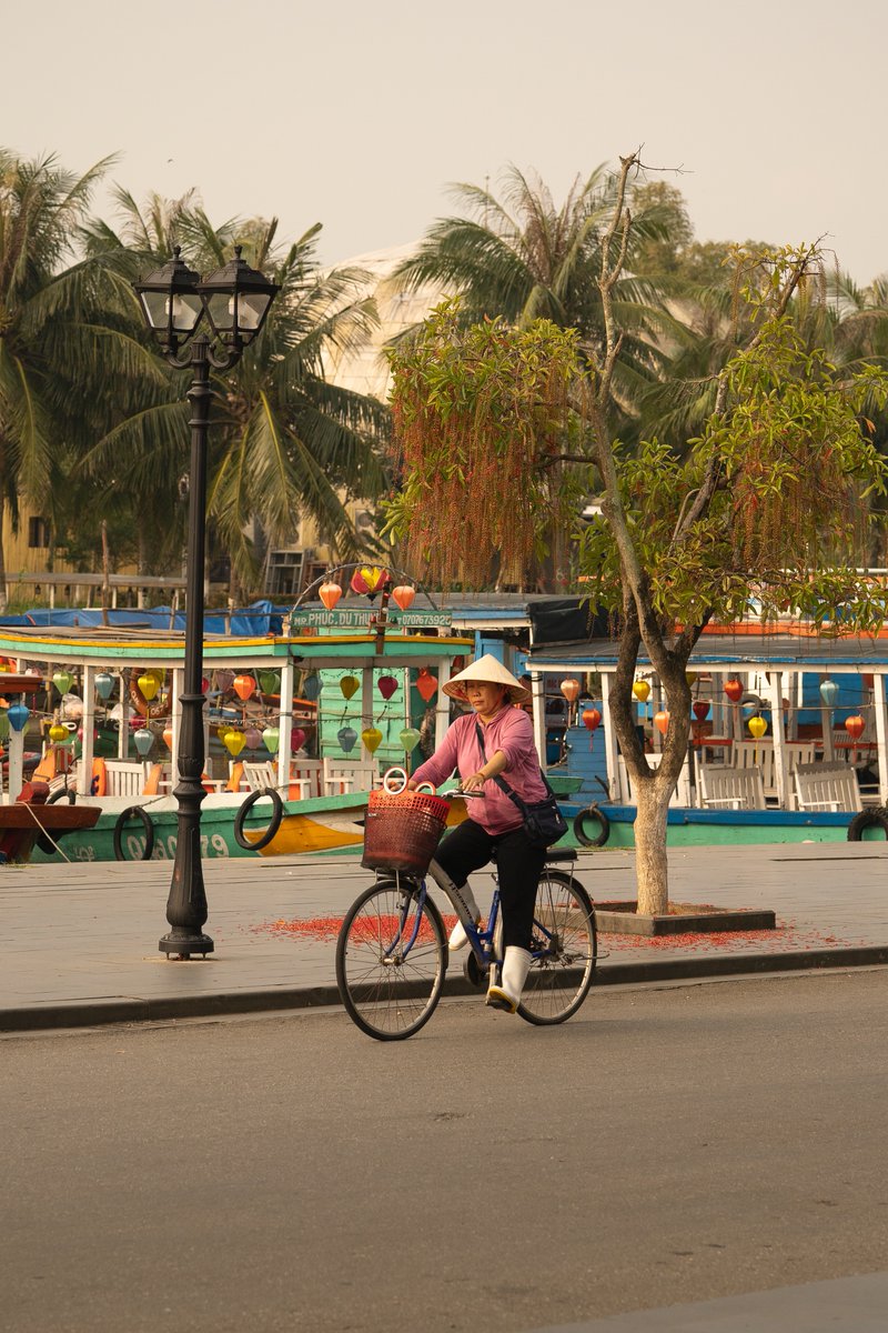 Al__Mills's tweet photo. Here's some images from a recent trip to Vietnams ancient town of Hoi An. Waking up early is definitely a must if you'd like to explore without the crazy crowds. 
#hoian #Vietnam #vietnamtravel #Vietnamese https://t.co/1gmBpoKJy5