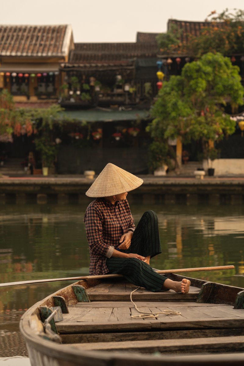 Al__Mills's tweet photo. Here's some images from a recent trip to Vietnams ancient town of Hoi An. Waking up early is definitely a must if you'd like to explore without the crazy crowds. 
#hoian #Vietnam #vietnamtravel #Vietnamese https://t.co/1gmBpoKJy5