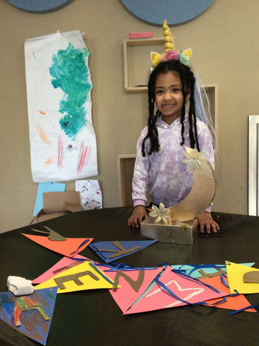 Happy Ramadan, to all our families who are celebrating.  I - made a beautiful decoration with her Baba, to share with her friends.  “My mum does not eat at Ramadan”. - A. “We decorate our house with balloons”. - I.  “My mum decorate with gold the house”. - S.