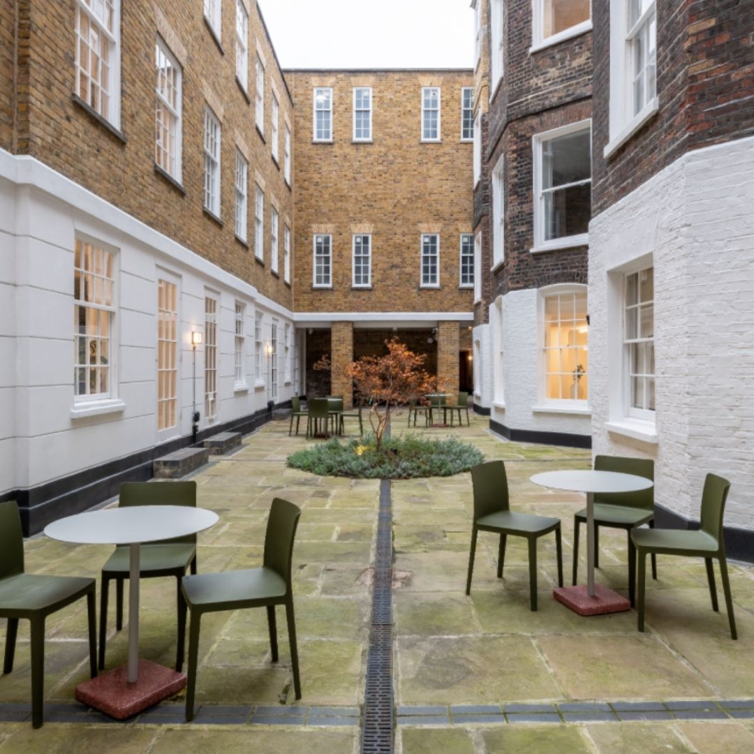 Boutique Workplace tweet media