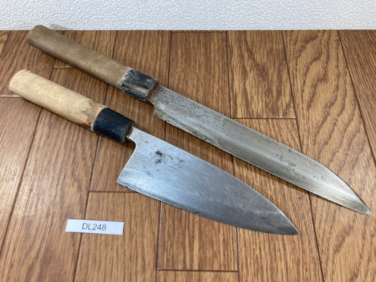 MauiNew's tweet image. Reserved for and--DL248 DL077
ebay.com/itm/2349240379…
#Japanesetools
#sushilover
#kitchenknife
#japanesemade
#kitchenhelper
#gooditem
#vintagelover
#onlyinJapan
#chef
#cook
#sashimi