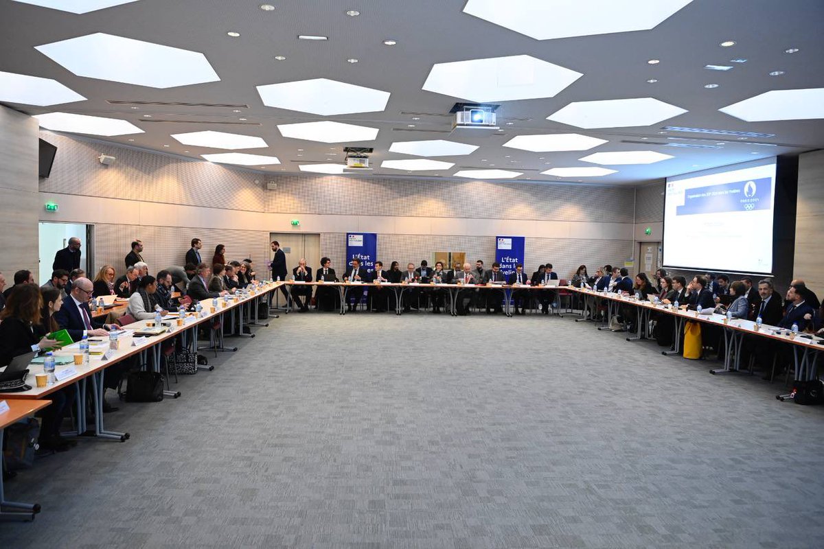 La réussite des #Jeux passe par l'implication de toutes les parties prenantes dans les territoires !
Le 5e Comité territorial des #Yvelines a parfaitement intégré cette logique de co-construction entre collectivités, acteurs locaux et services de l’État.
Le travail continue ! 👍