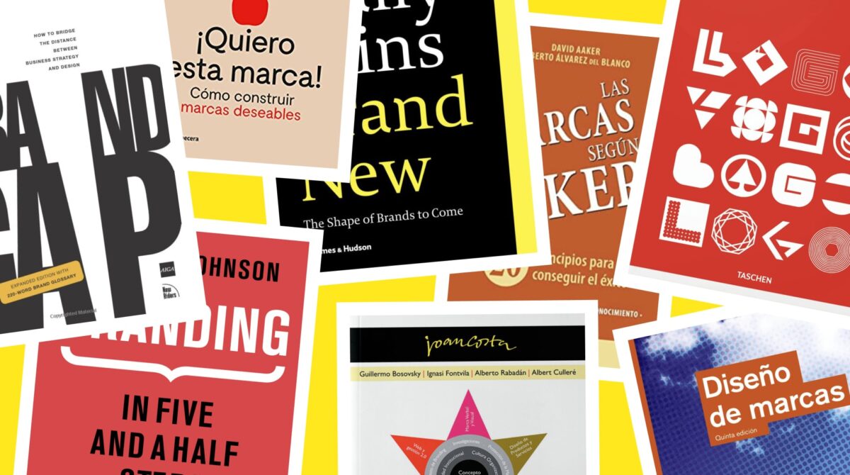 angelruizperez's tweet photo. Si estás buscando algún libro interesante sobre #Branding para leer estas vacaciones de verano, aquí van 40 recomendados de los que seguro podrás aprender mucho...

📚 https://t.co/vHv1cqs9DX https://t.co/mRP6usEEmN
