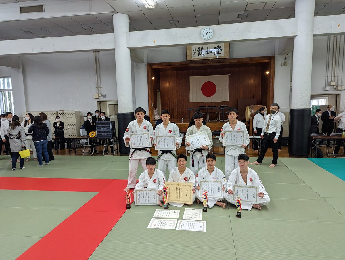 nacrsince2022's tweet photo. 3/23〜24
代表は日本拳法インターハイの引率でした。
代表が監督したチームはベスト8という結果に終わりました。
#荒川区の武道 #格闘技 #荒川区の日本拳法 #日本拳法 #新しいこと #習い事 #荒川区 #理辰舘 #ナックル #nacr #美容 https://t.co/L1RAOK1MvB