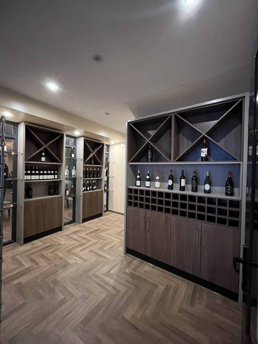 Thomsinteriors's tweet photo. Flash back Friday. 

Clean and modern look designed for the Wine cellar at Le Privè.  

#womeninconstruction #womenindesign #designandbuild #buildandinstall https://t.co/mltBX3vLVn