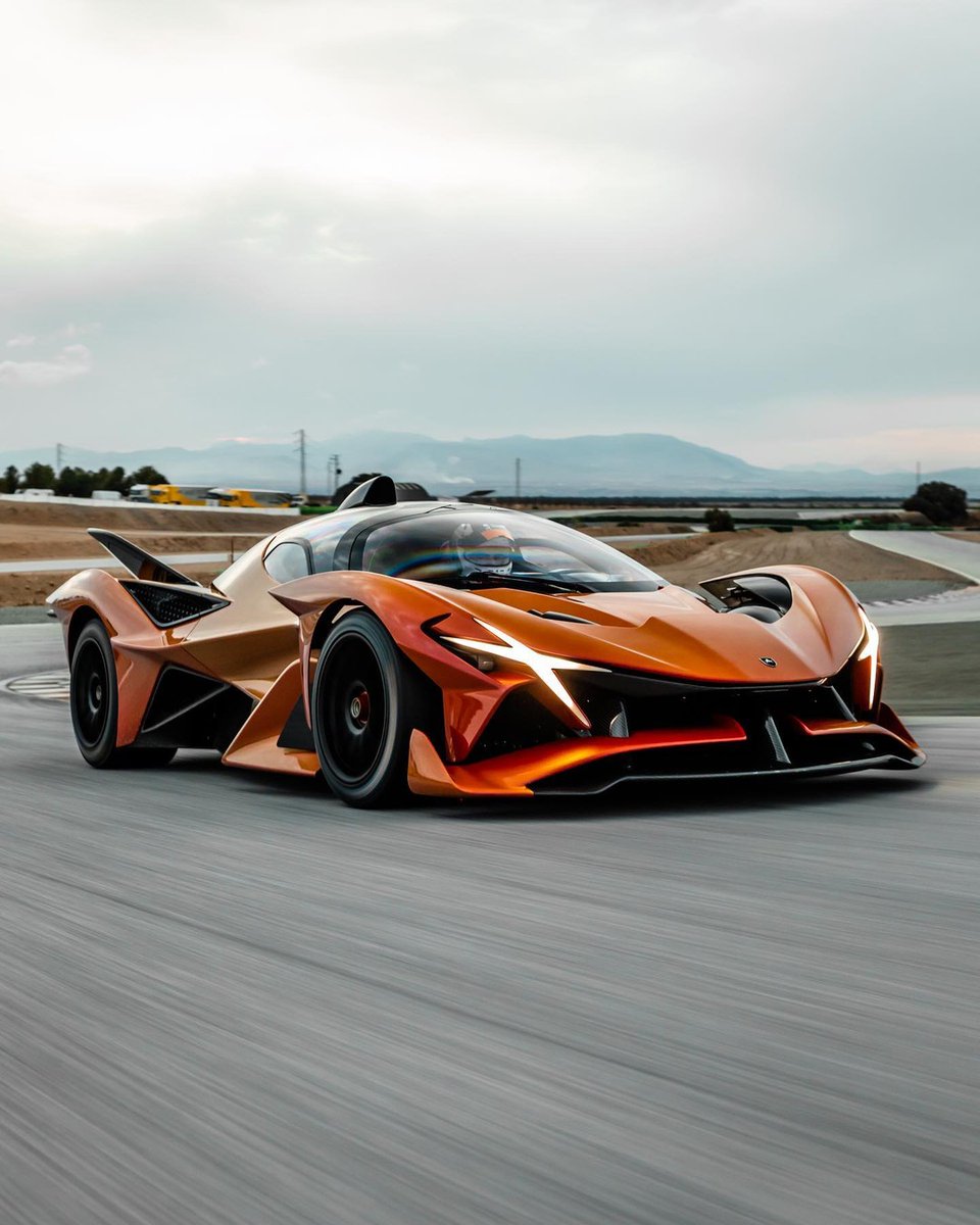 BOTB_Dreamcars's tweet photo. Name the latest edition to the Transformers... 🤪 Apollo Evo 🌎
📸 Instagram – @airmadrid
#botb #apolloevo #hypercar #crazycar https://t.co/kA8LjDhFd5