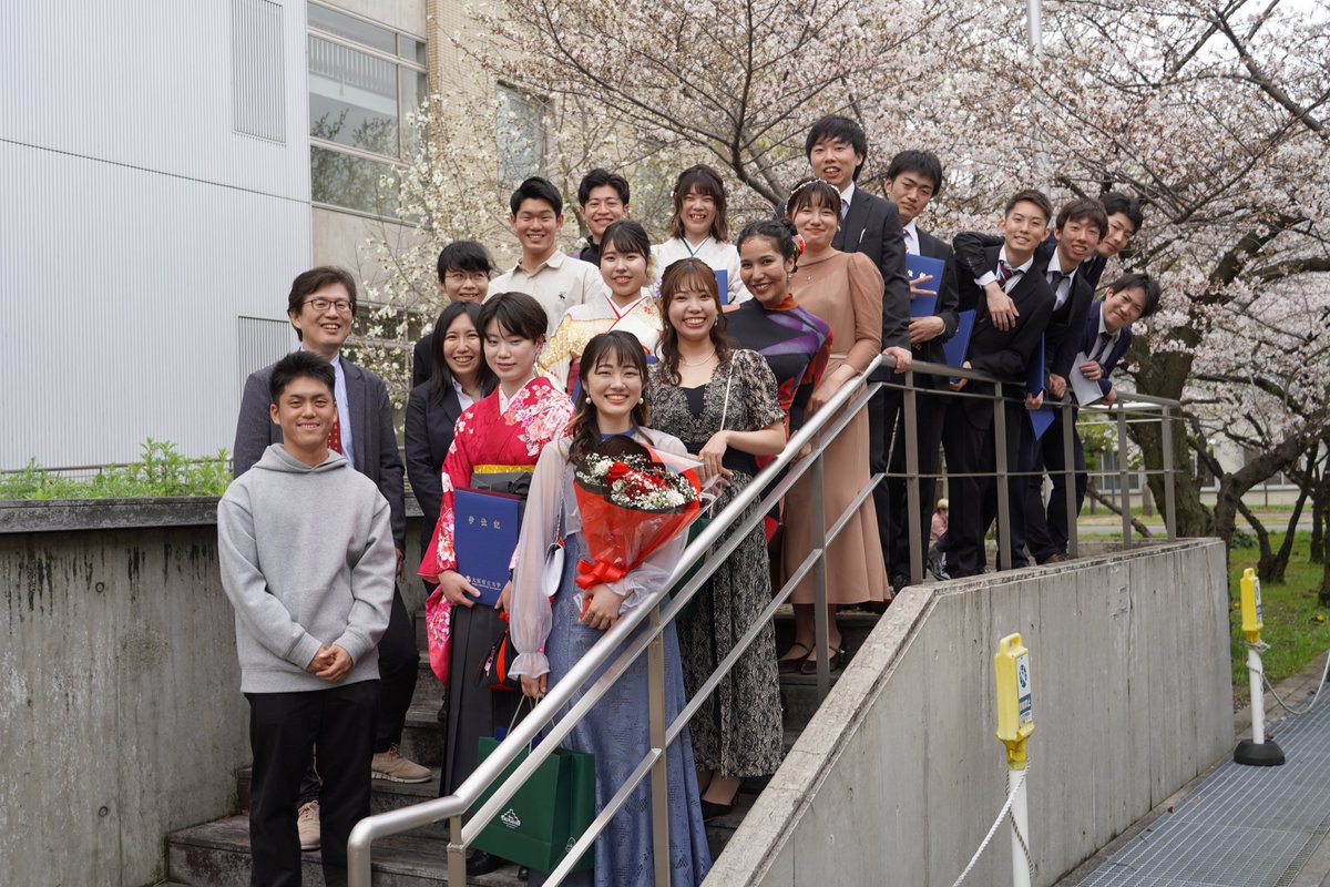 MasaGroup_OPU's tweet photo. It is a day of the graduation ceremony of my university today. I am very much proud of graduates of my group! They start new adventure in a week ;) https://t.co/Oqcn0235qn