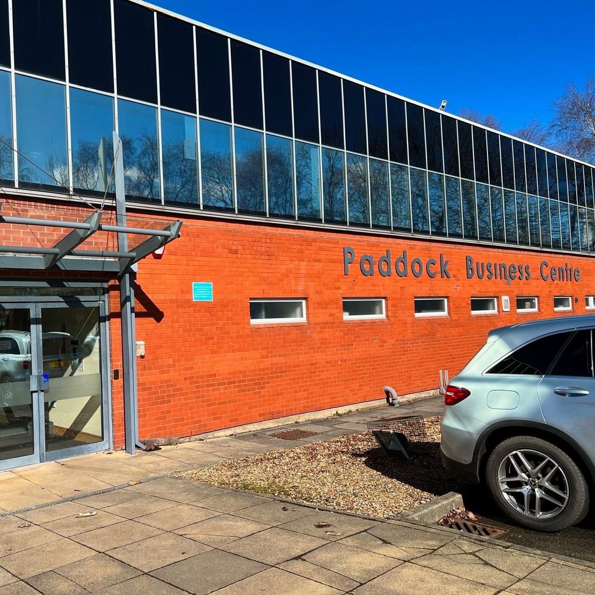 Yesterday we were awarded the contract for the Daily Office Cleaning of the Paddock Business Centre in Skelmersdale! 🥳

 #njcleaning #cleaningservices #leigh #cleanerliving #wiganjobs #feedbackmatters #officeclean #smilesformiles