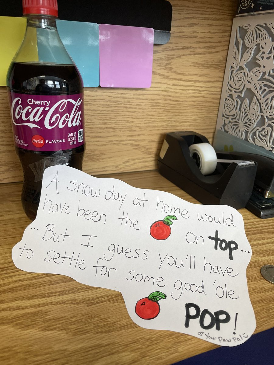 StephVic926's tweet photo. My secret PAW PAL is the best!!! 

Forgot to post my soda pic last week and today I received these amazing affirmation cards. 

The first one I pulled was about STRENGTH. I needed this more than my paw pal will ever truly realize 💙🐾💛 #constablecubs #cubstrong #staffmoral https://t.co/8wJ4tFRT60