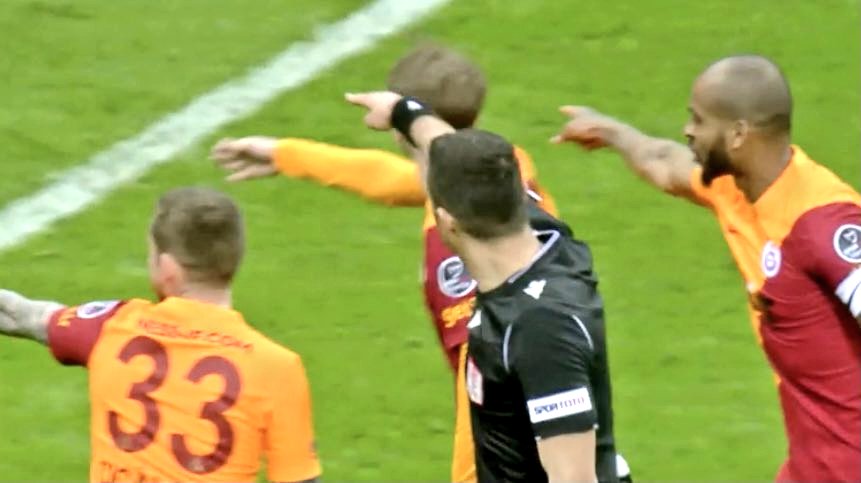 Galatasaray'ın istediği adalet. #ARvarmıTFF