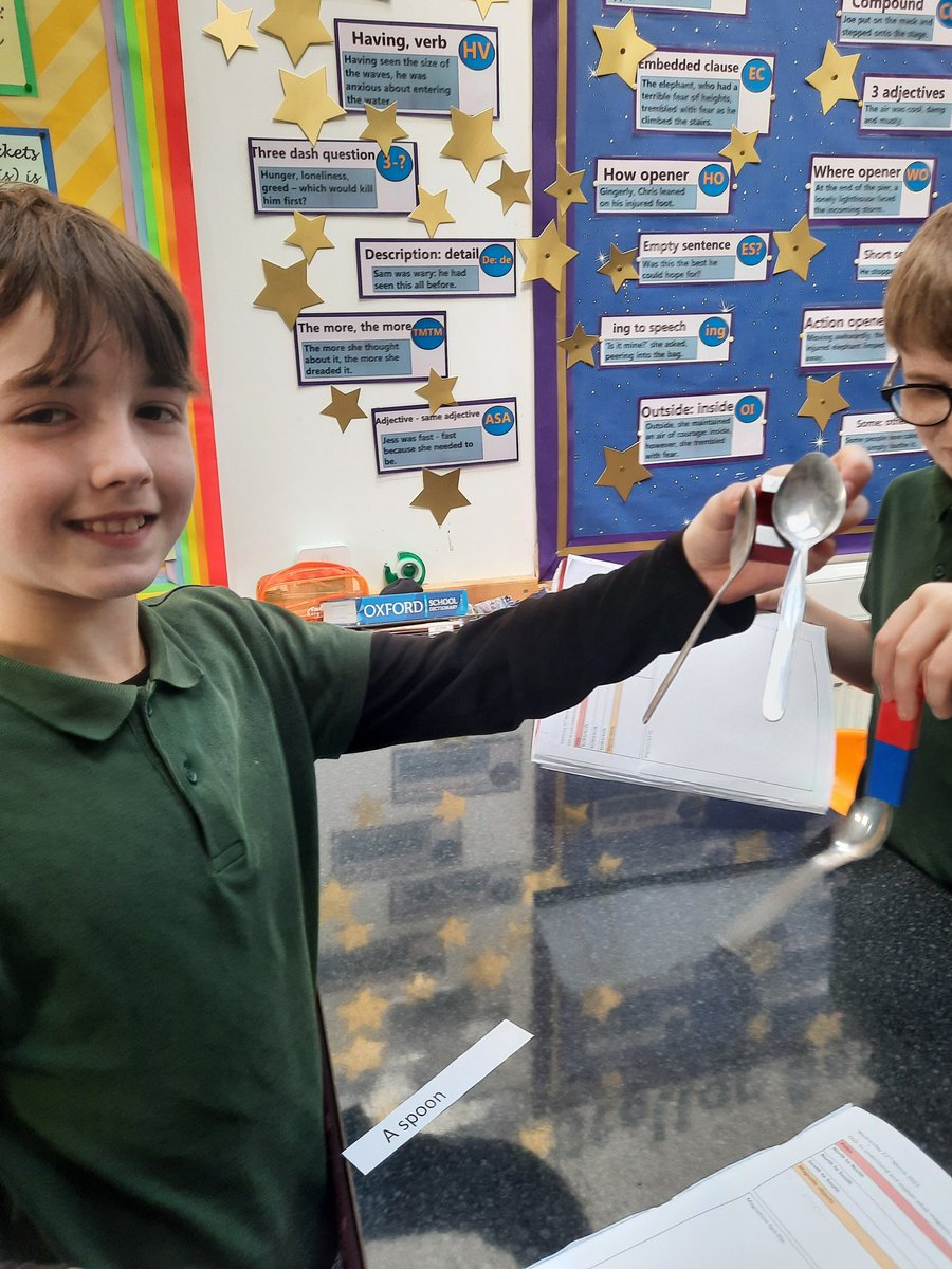 KPSFeed's tweet photo. #KPSYear6 are investigating magnets in their #KPSScience lesson. #KnavesmireCharacter #Hardworking https://t.co/rue61E87kN